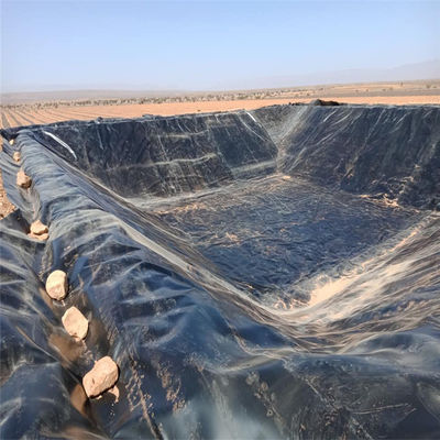 Βιομηχανικό σχεδιασμό Geomembrane Smooth Dam Liner για χαμηλότερη γεωμεμβράνη HDPE 1,5 mm