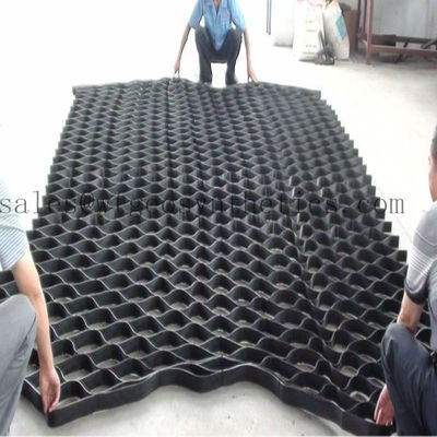 330mm-1000mm Απόσταση συγκόλλησης HDPE γεωκύτταρο για προστασία κλίσης