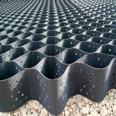 330mm-1000mm Απόσταση συγκόλλησης HDPE γεωκύτταρο για προστασία κλίσης