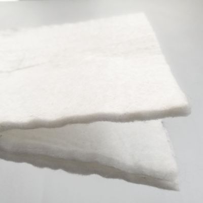 Σύγχρονο σχεδιασμό Μαύρο πολυεστέρα Staple Fiber Needle Punched Nonwoven Γεωτεξτύλιο 400gm