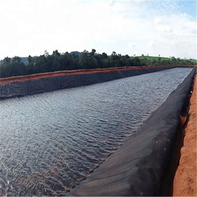 HDPE Αδιαπέραστη γεωμεμβράνη ομαλή υδροσταθεροποιητική επένδυση για HDPE λίμνη ψαριών Αδιαπέραστη