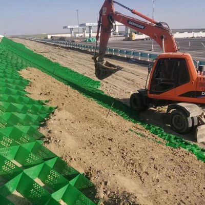 330 mm-1000 mm Απόσταση συγκόλλησης Γεωκύτταρο για τοιχώματα υποστήριξης