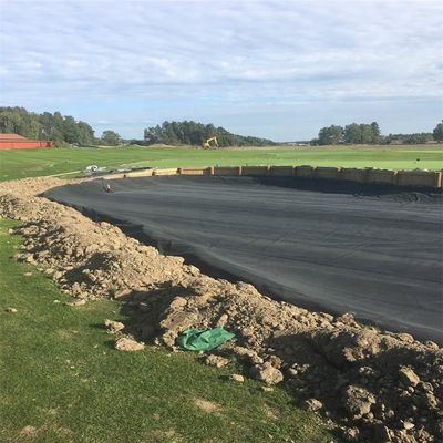 Προσαρμοσμένο πλάτος 100% παρθένος HDPE ομαλή αντι-διαρροή γεωμεμβράνη για ράμφος λίμνης ψαριών