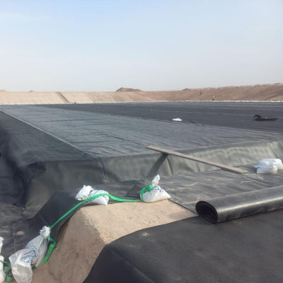 Πώληση 0,5mm HDPE Geomembrane φύλλο για μεγάλες πλαστικές λίμνες ψαριών Φάρμας δεξαμενή πλάτος 2m-8m