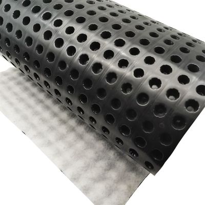 8 mm ύψος HDPE PP μη υφασμένο σύνθετο φύλλο αποστράγγισης με σωληνάρια/πίνακα αποστράγγισης