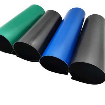 Προσαρμοσμένη γεωμεμβράνη HDPE πλάτους για υλικό επένδυσης λιμνού τεχνητής λίμνης