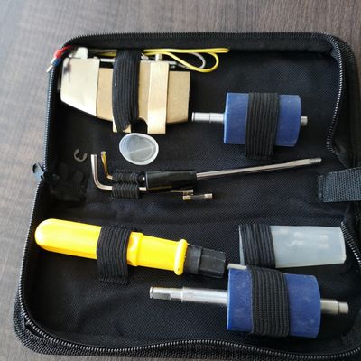 Ηλεκτρονική μηχανή συγκόλλησης γεωμεμβράνης θερμού σφήνας 850W Δύναμη για γεωργικά έργα