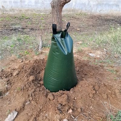 75L βραδεία απελευθέρωση του σταγονιδιακού υδάτινου σάκου για δέντρα και θάμνους βαριά χρήση PVC σανίδα 650g 2
