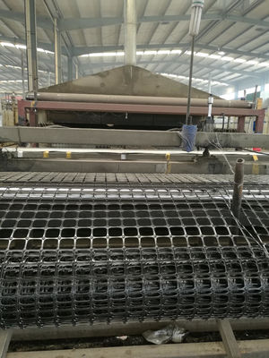 Δρόμος Ενισχύσεις Διάξιο πλαστικό Geogrid 40-40kn για οδικό δίχτυ στην κατασκευή
