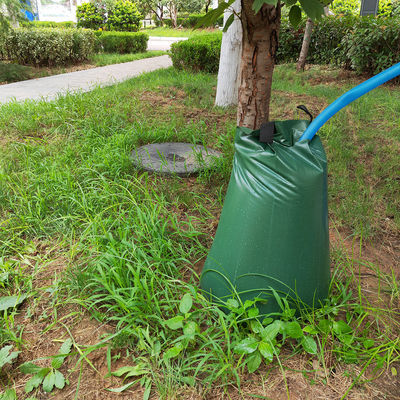 Πιστοποιημένη CE/ISO τσάντα πότισης δέντρων PVC PE χωρητικότητας 75L με δύο σωλήνες άμεσης τροφοδότησης